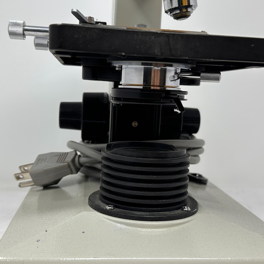 Ward's HVS-20 Monocular Compound Microscope 4 Objective Lenses Lab Scope