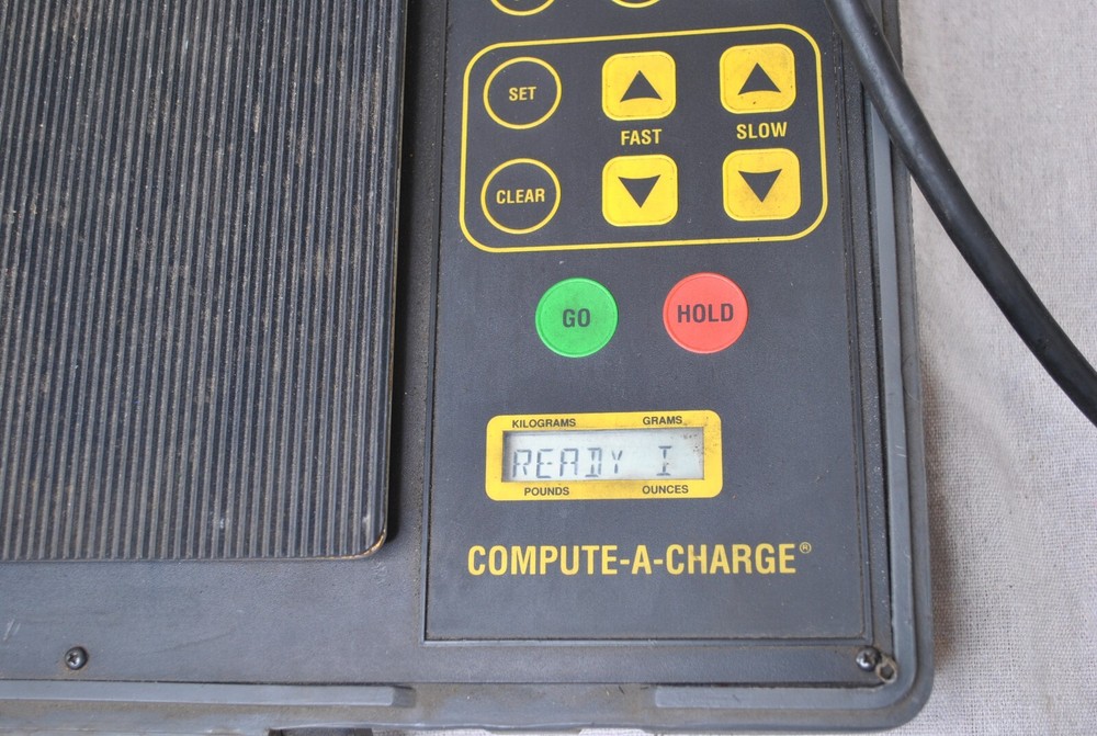 CPS COMPUTE-A-CHARGE Model CC700
