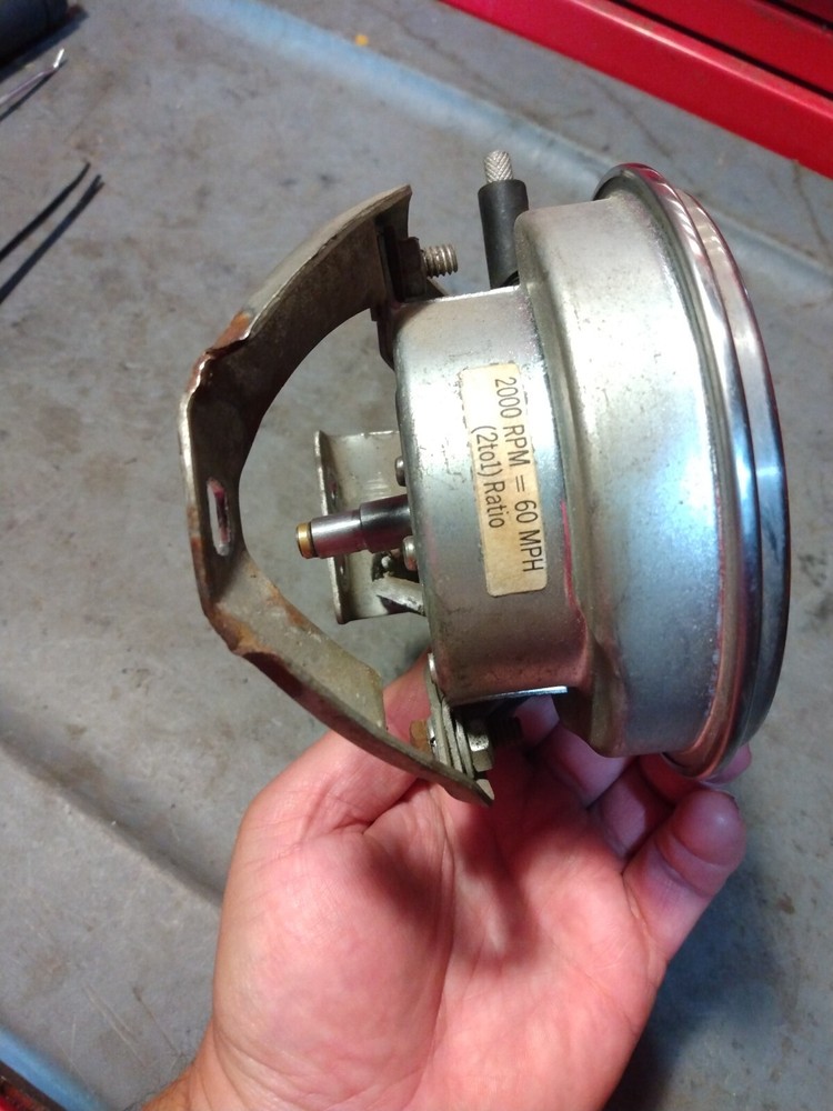 Harley-Davidson Split Tank Speedometer bracket ignition switch NOT WORKING