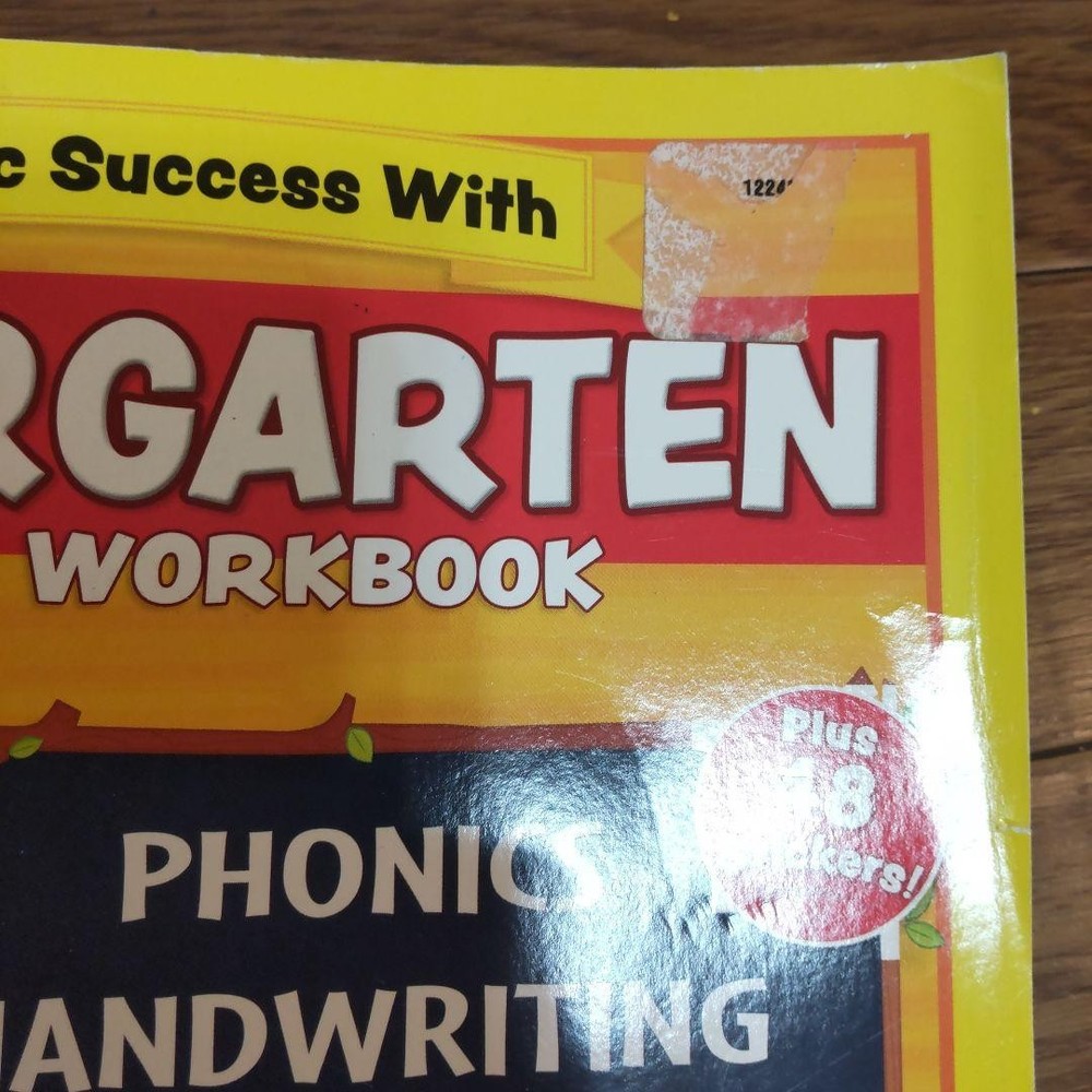 Japanese picture book Kindergarten Workbook