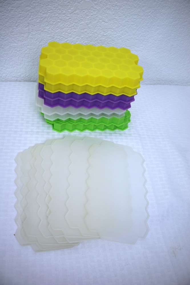 8 Pack Silicone Ice Cube Molds, MOLAREPI Ice Cube Trays with Lids Flexible