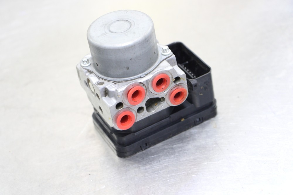 18-23 KAWASAKI NINJA 400 ABS PUMP UNIT MODULE