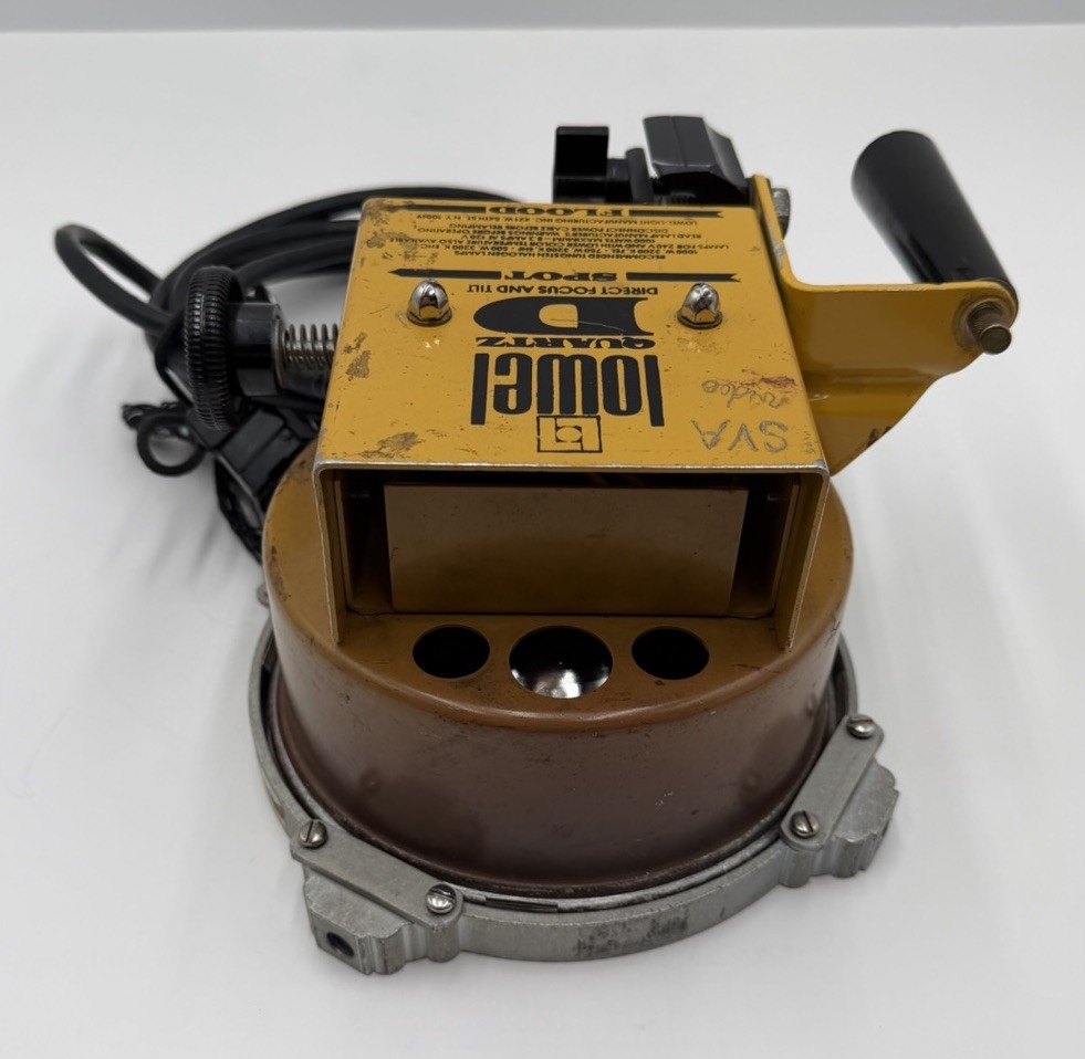 Lowel Quartz D Spot Flood Light- Tested