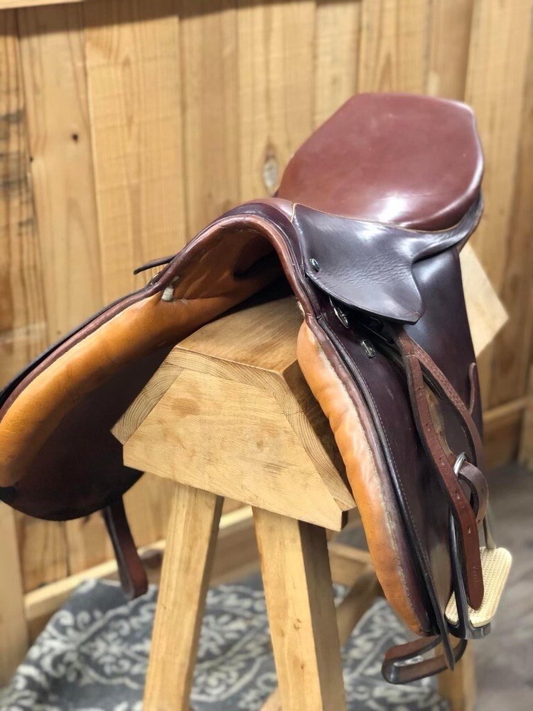 17” 32cm Stubben VSS Siegfried Saddle