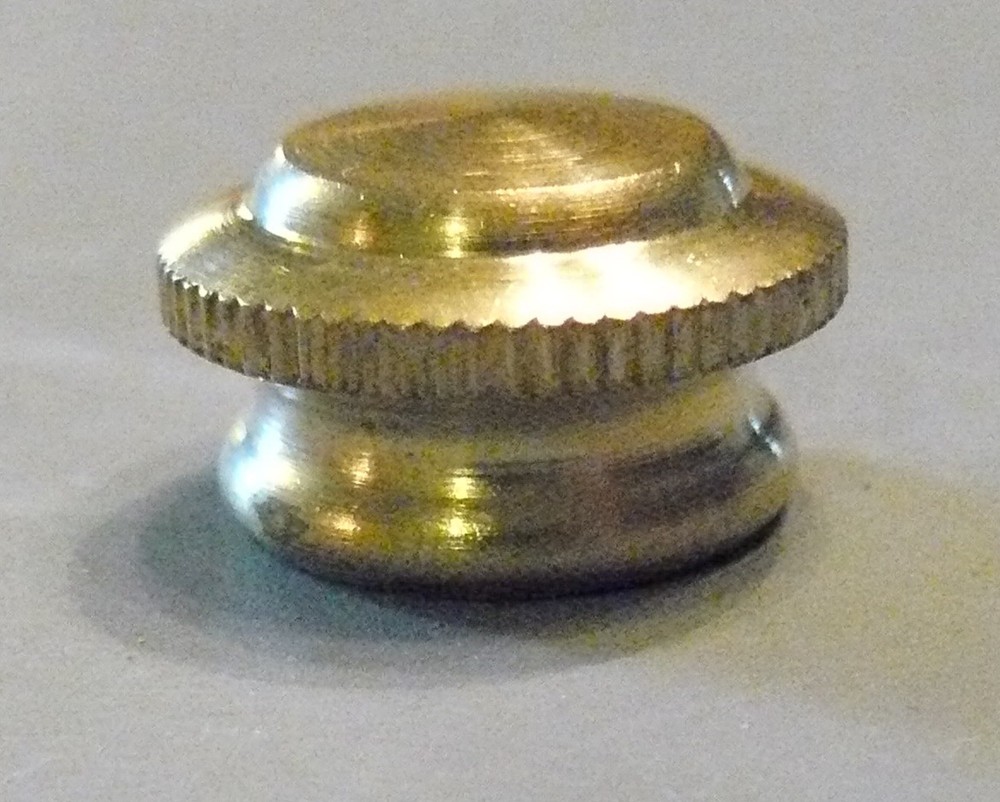 Bracket Cap, Solid Brass, 1/4 IPS (1/2" Inside Diameter) Lamp/Clock Finial BC2
