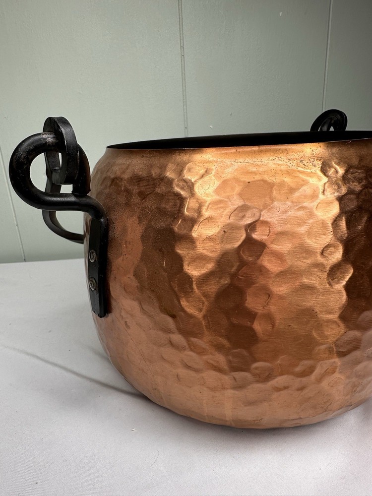 Copper Pot Cauldron Hammered Iron Handles 7x6"