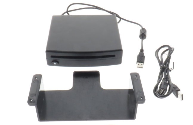 Connects2 ADV-USBCD Universal Car CD Player CD Player via USB Port 2.0