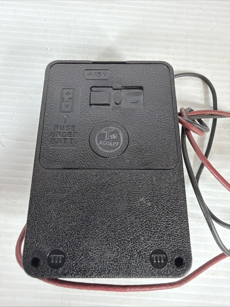 Triplett Model 310- TEL Type 1Handheld Volt-Ohm Meter w/leads Untested