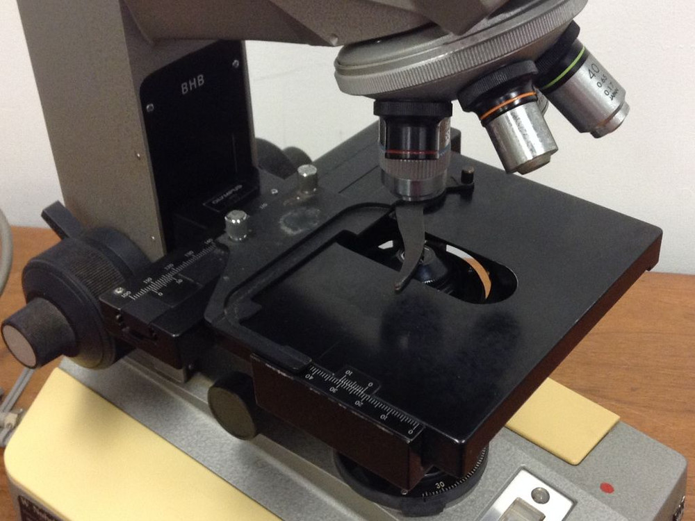 OLYMPUS - BH Microscope in excellent condition w/five objectives