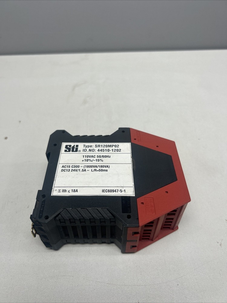 OMRON SR120MP02 / SR120MP02