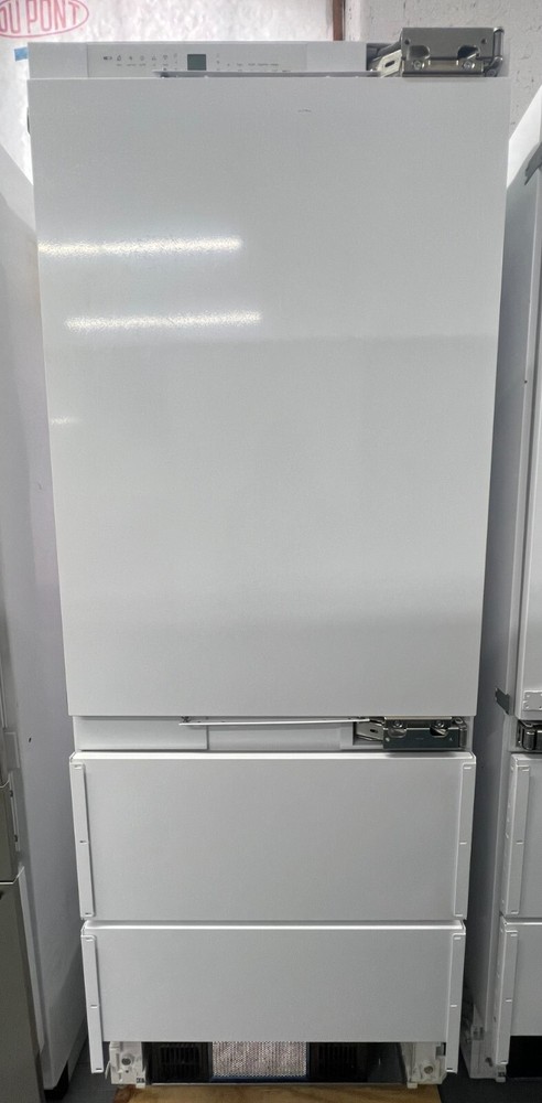 Liebherr HC1570 30 Inch Counter Depth Bottom Freezer Refrigerator in Panel Ready