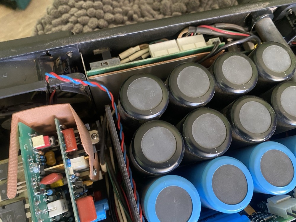 Crest CA18 Professional Power Amplifier