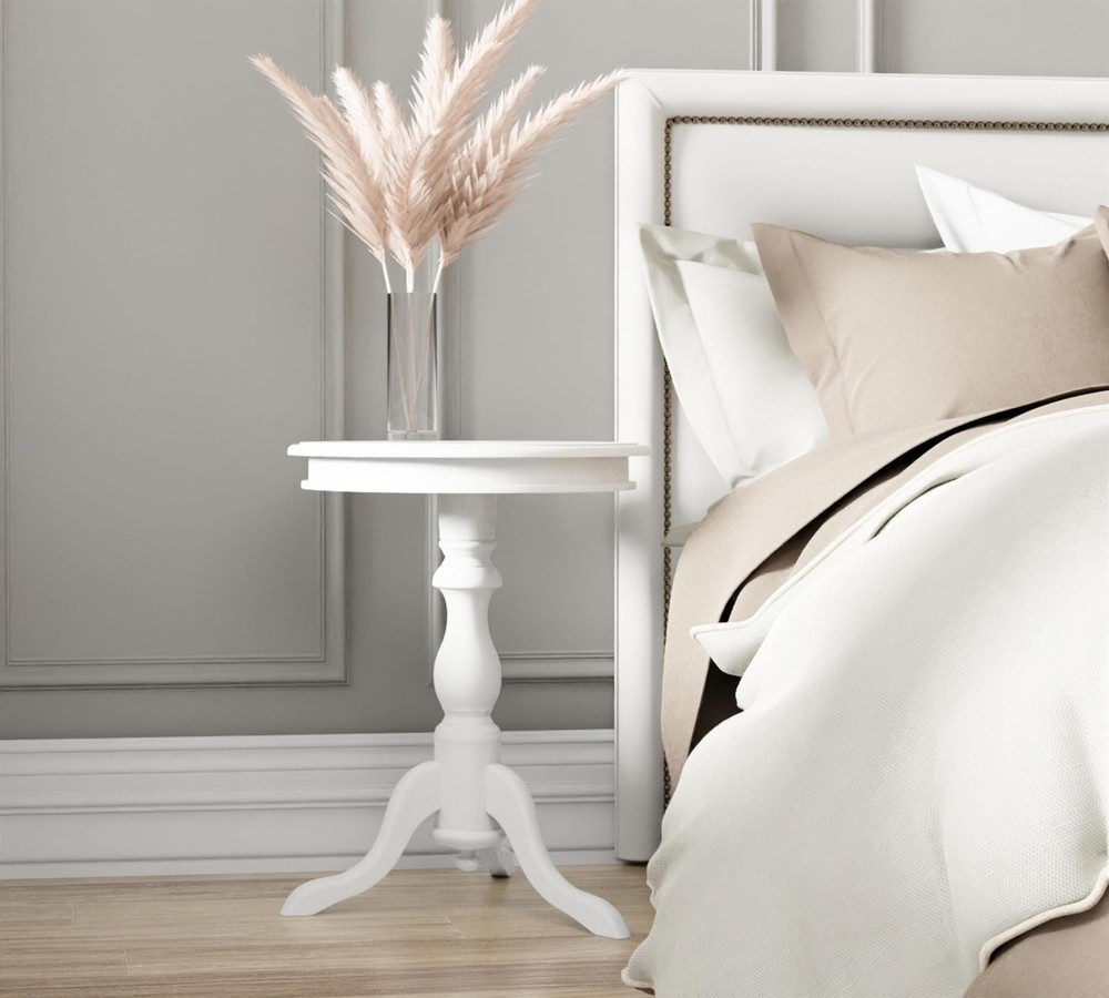 Carolina Classics Gilda Side Table in Antique Ivory