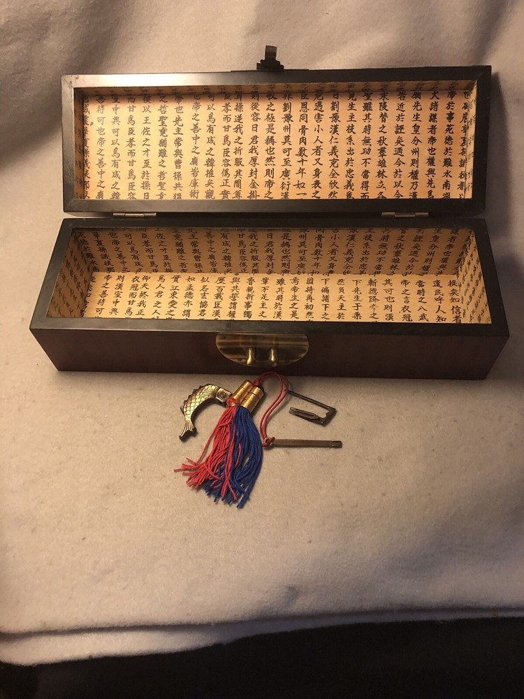 Ornamental Chinese Lock Story Scroll Toolbox 15”x5”x4”