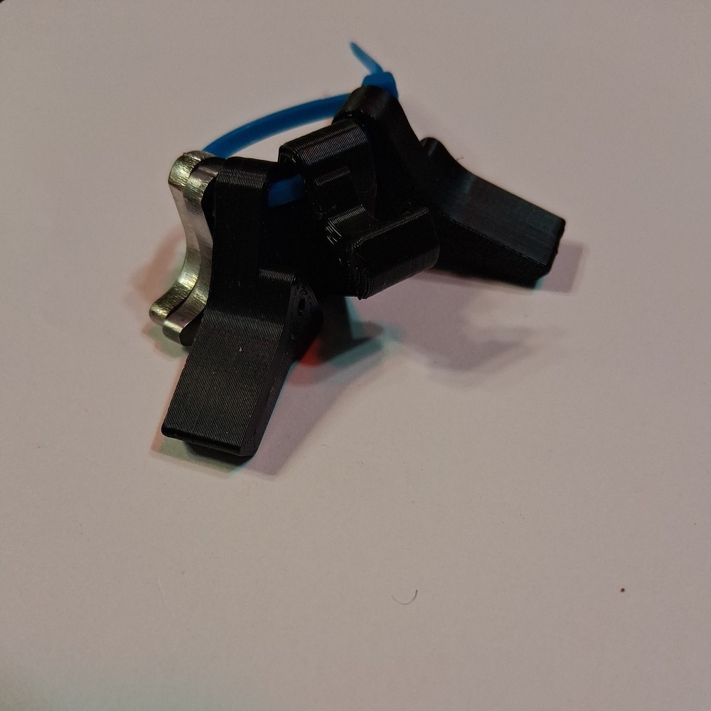 ‼️FAST‼️3 diff tshoes‼️ Glock/Clone v1, v2, allin1 keychain (2Clawzz EDITION)