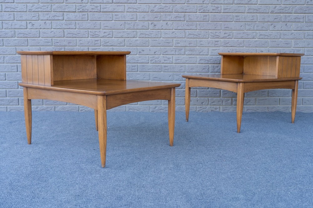 Mid Centry Modern Hekman Step End Table