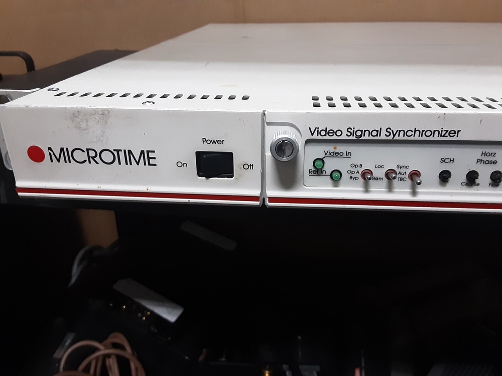 MICROTIME video signal SYNCHRONIZER FS10