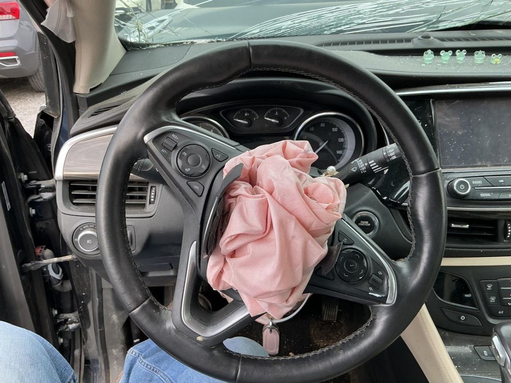 Fuse Box Engine Fits 16-20 ENVISION 4985148