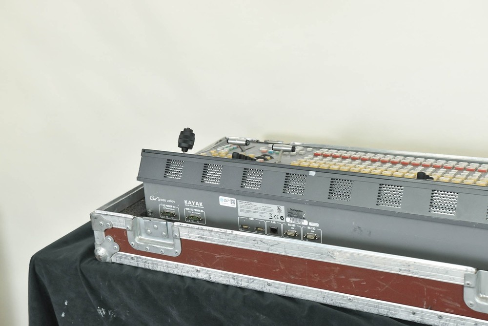 Grass Valley Kayak 2ME CP RC400 Control Panel with Case CG006EC