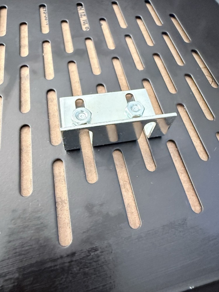 Cd/DVD Player Vented Steel Rack