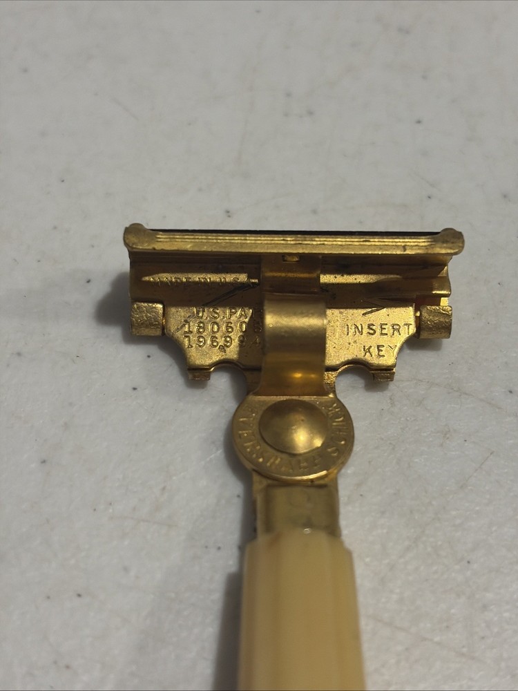 Vintage Schick Injector Razor - Bakelite Handle