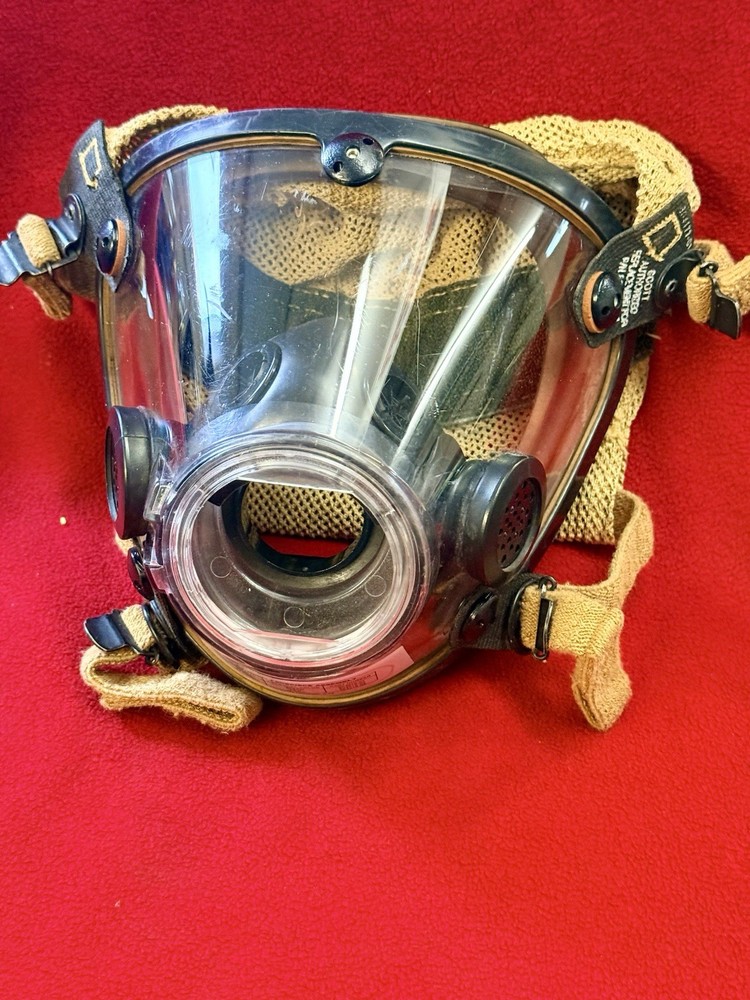Scott AV-2000 Mask w/ 4 Strap Head Netting - Firefighter SCBA MASK Size XL