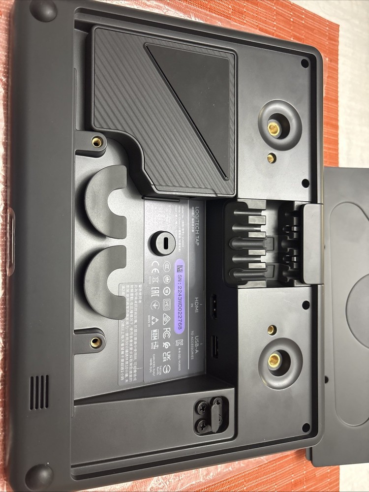 Logitech VU0053 No Box