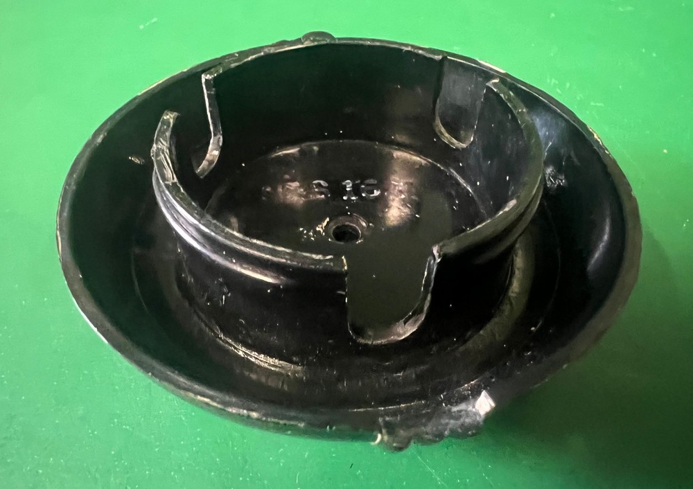 LOCKHEED AIRCRAFT CONTROL WHEEL CENTER CAP