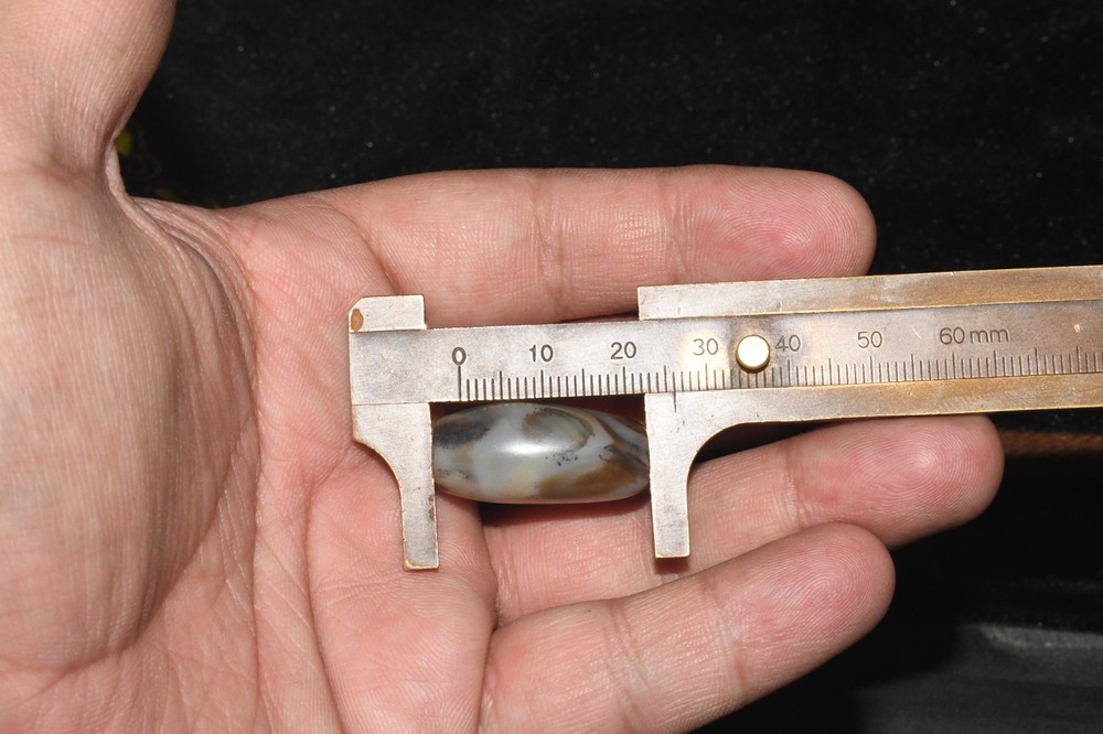 Genuine Ancient Central Asian Bactrian Banded Agate Stone Dzi Bead