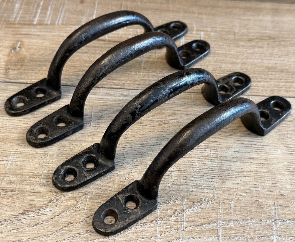 X4 VINTAGE IRON PULL HANDLES RUSTIC D HANDLES