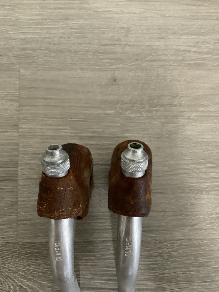 OLIMPIC BRAKE LEVERS NON-AERO CABLE STOPS/ADJUSTORS