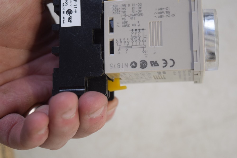 Omron H3CR-A Timer Module with Omron P2CF-11-E