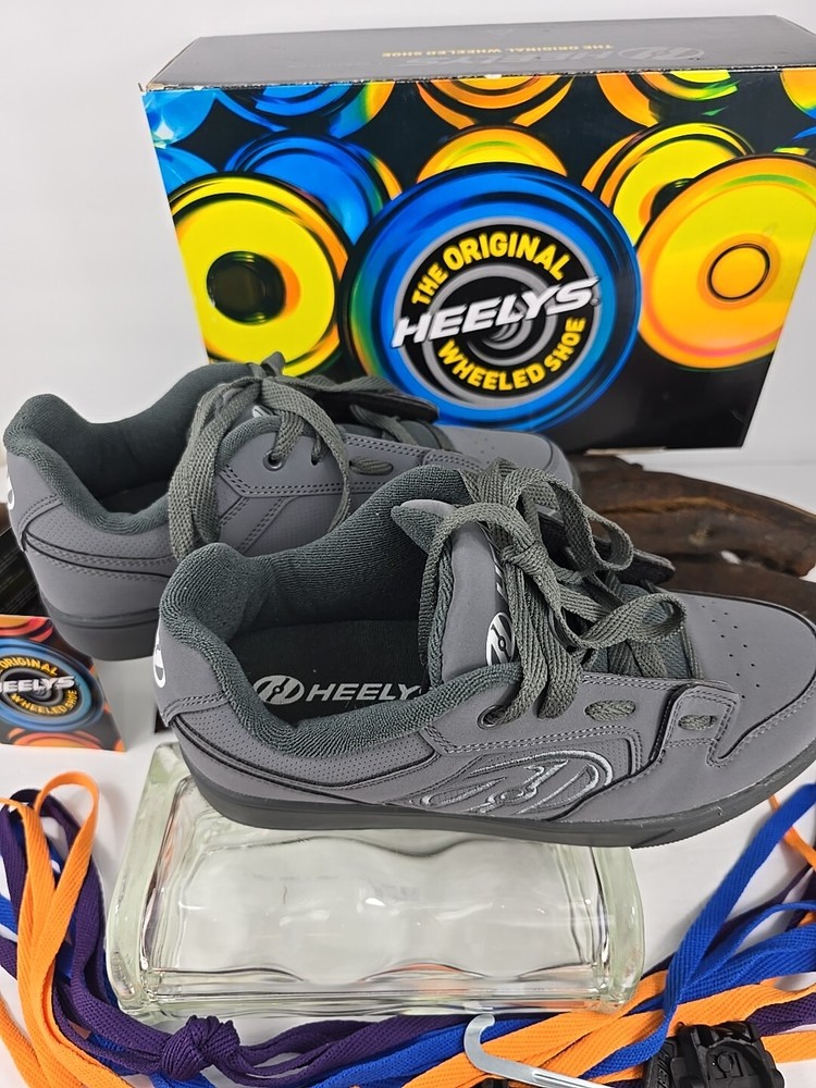 Heelys Motion plus Triple Charcoal Shoe Strings X 4 Tools Heel Cap Box New