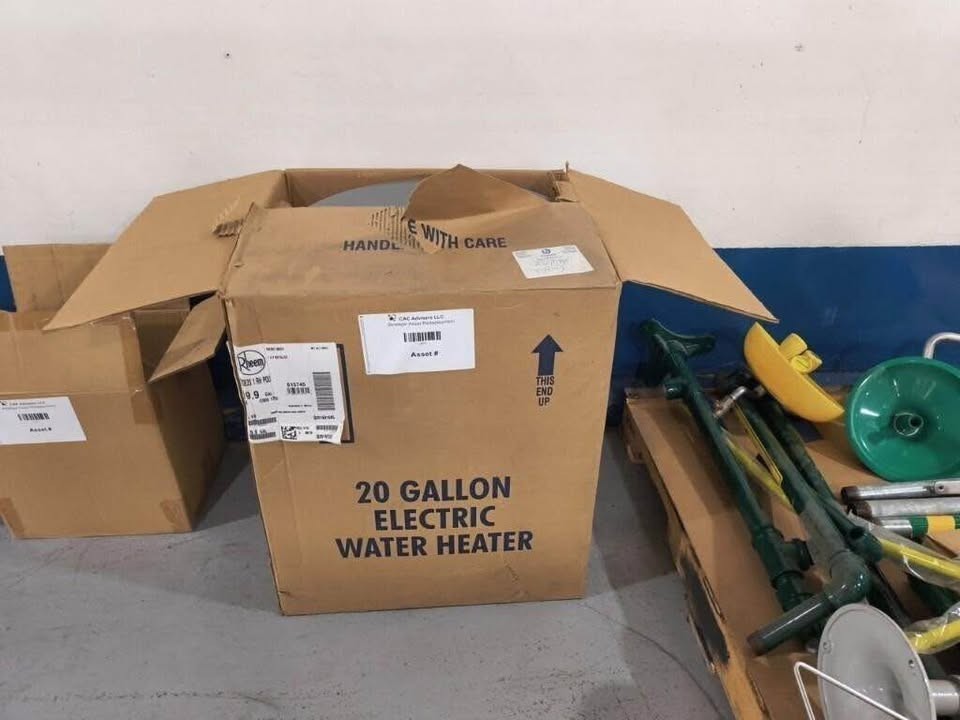 Rheem 20 Gallon POU Electric Water Heater ProE20-1 RH RETAIL $800