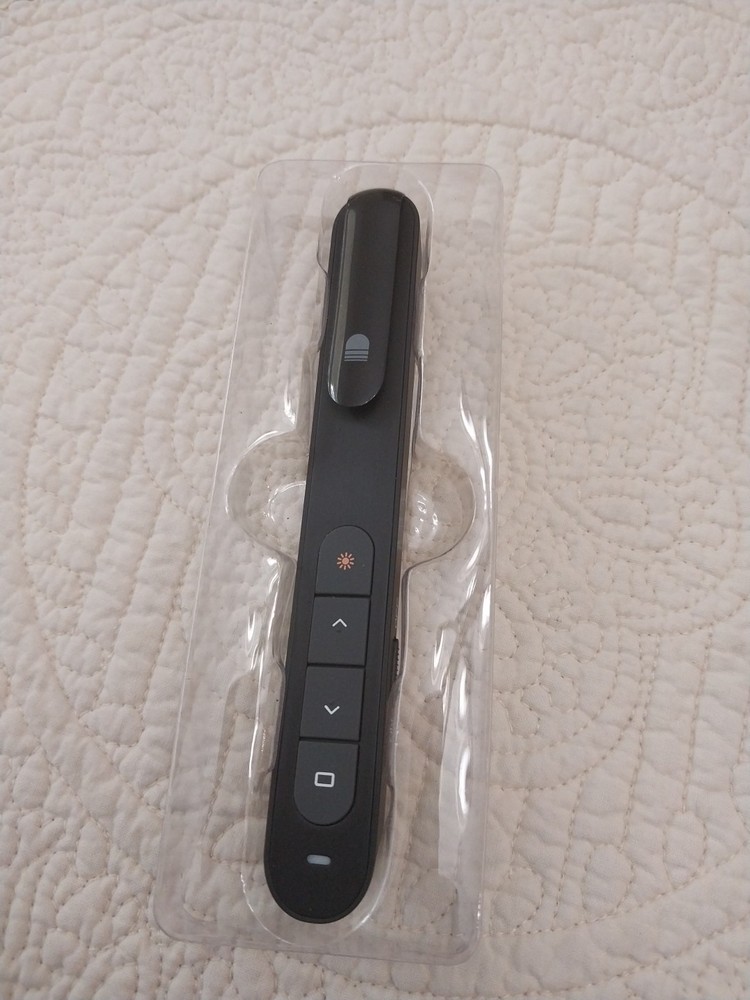 Wireless Presenter Pointer PowerPoint Clicker, RF 2.4GHz Mouse Volume