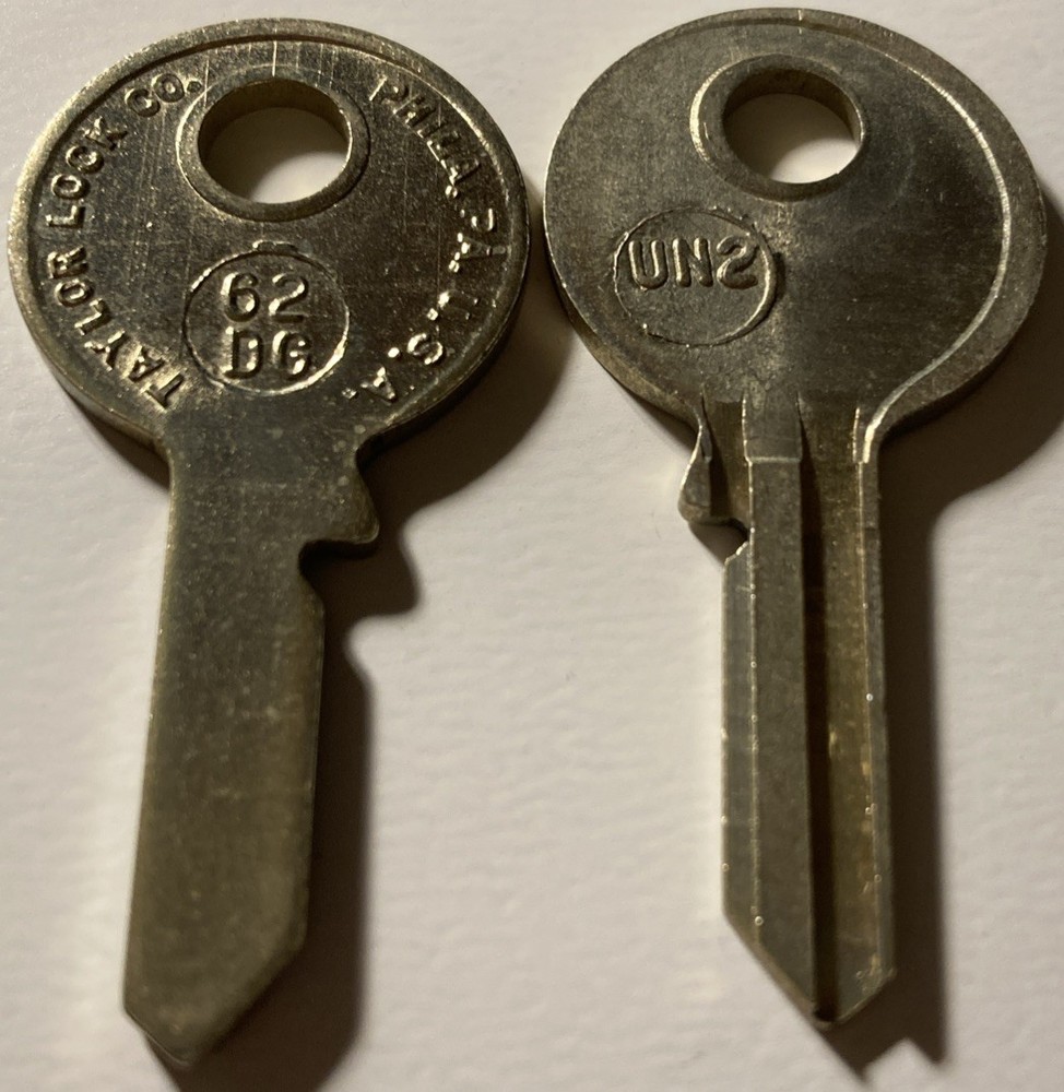 2 Austin Key Blanks # 62DG