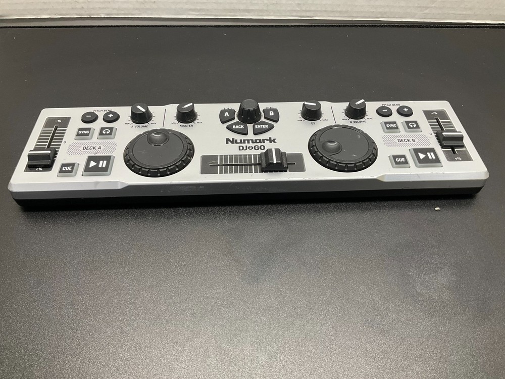 Numark DJ2Go Dj 2 Go Portable USB Controller UNTESTED
