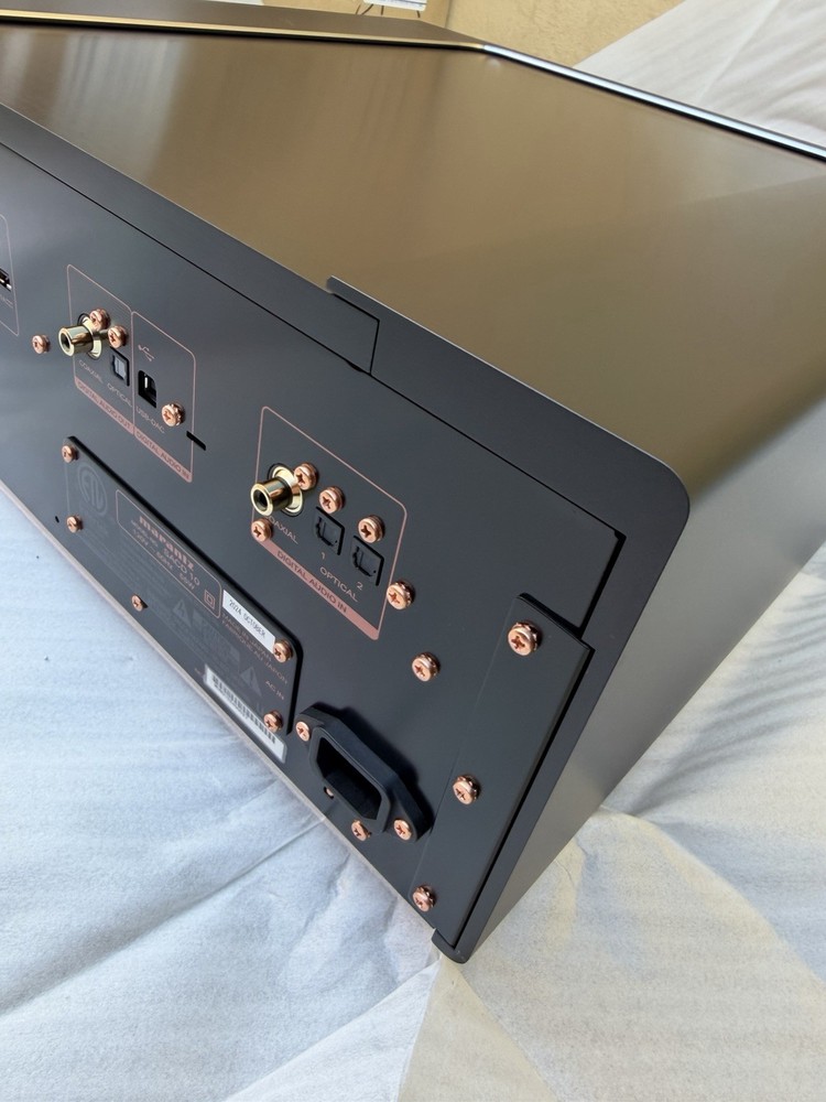 Marantz SACD 10 Reference SACD/CD Player