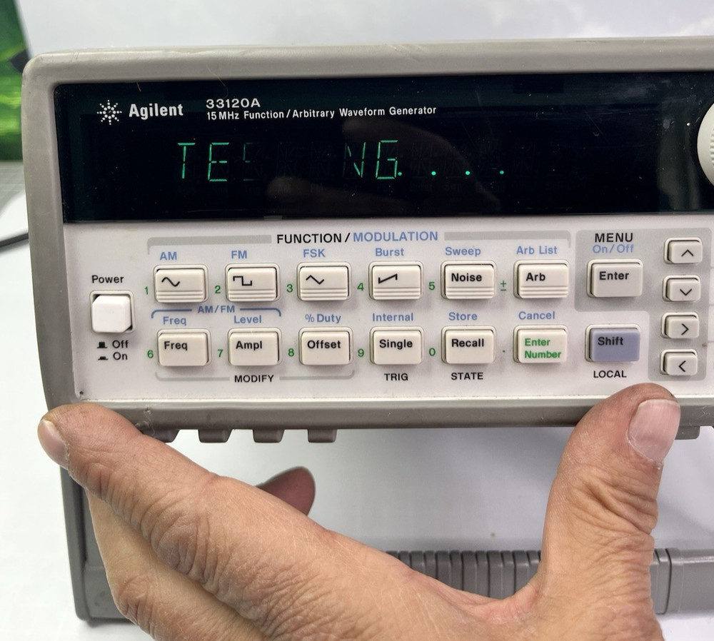 Agilent 33120A 15 MHz Function / Arbitrary Waveform Generator WORKS