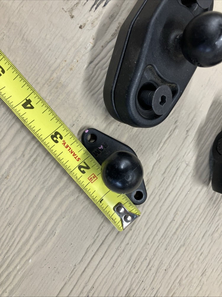 RAM Mount Flat Surface Short Arm w Diamond 1" Ball Base RAM