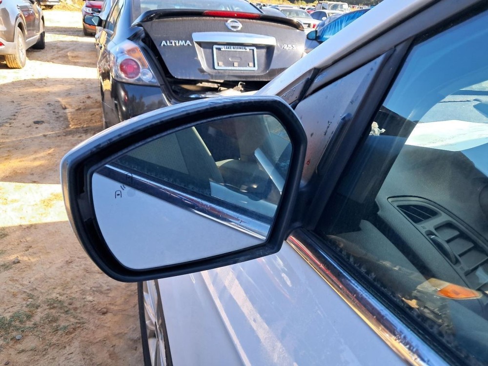 Fuse Box Engine Fits 17 ESCAPE 4813408