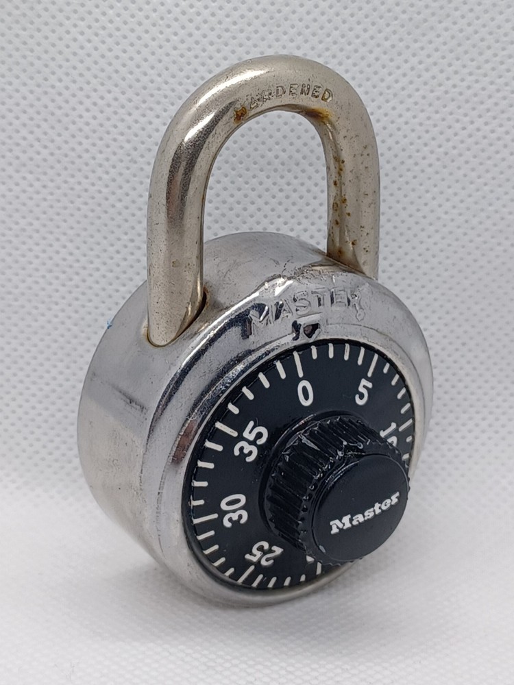 VINTAGE MASTER COMBINATION LOCK PADLOCK 1514M