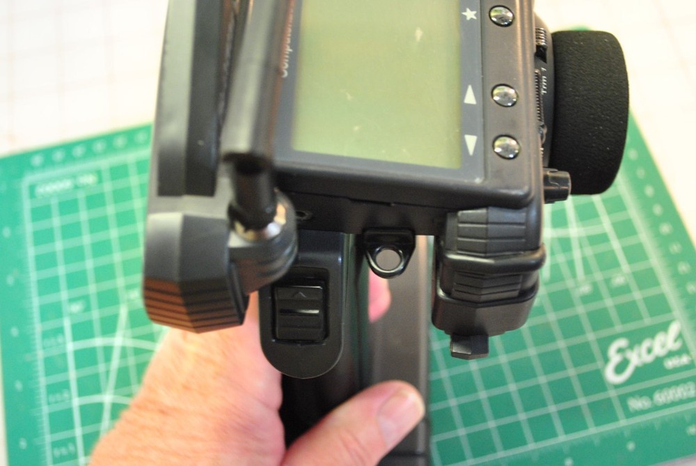 Airtronics M11x RC Racing Computer Transmitter (Missing Battery Cover)