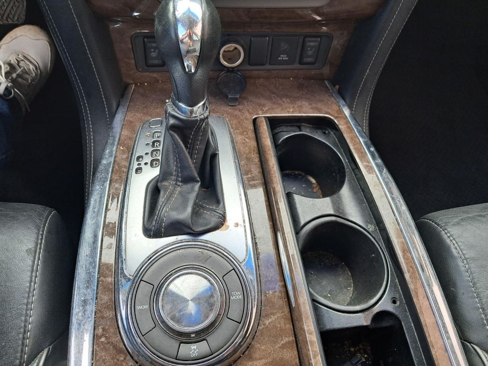 QX80 2016 Glove Box 4809024