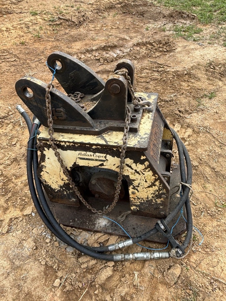 Case 580 Backhoe Excavator Plate Compactor
