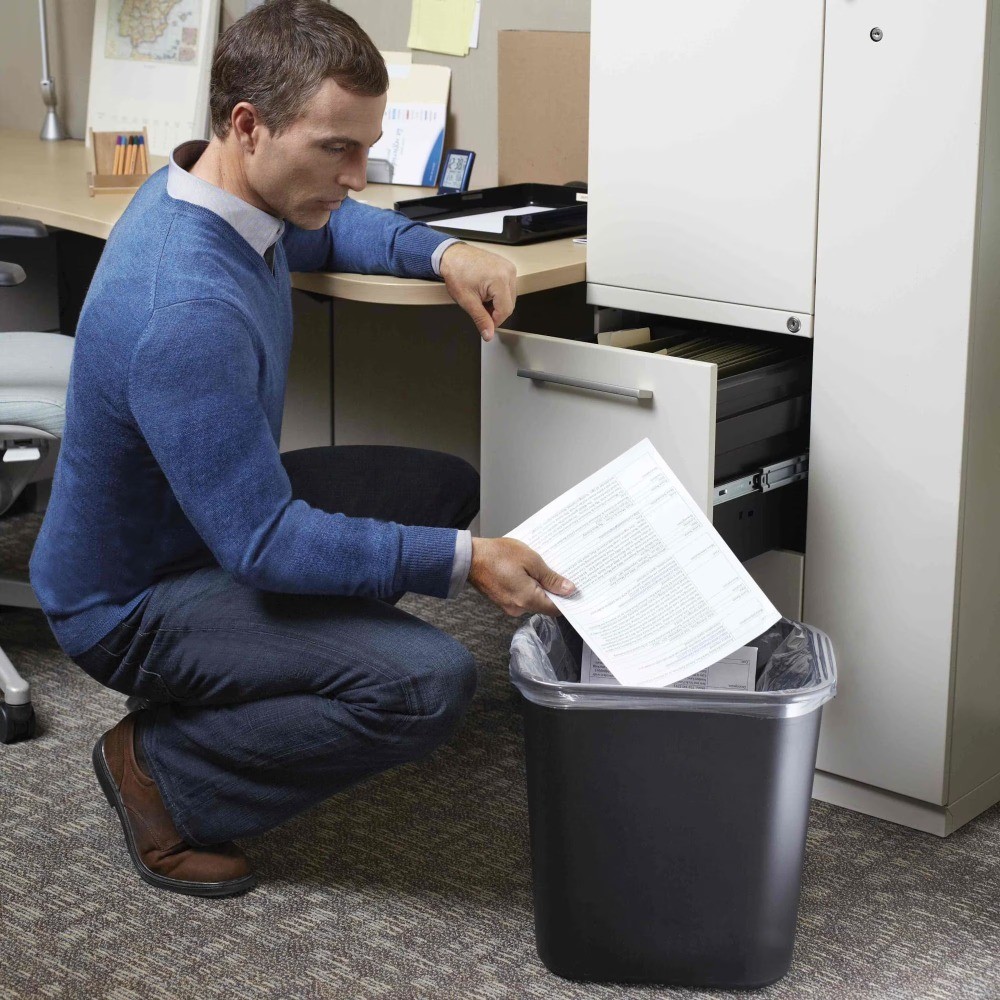28Quart Black Wastebasket