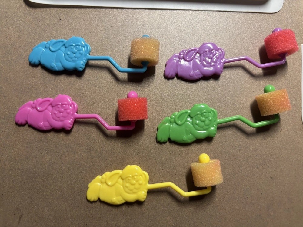 Dudley's Roll It! Easter Egg Decorating Kit: Sponges & Trays Only