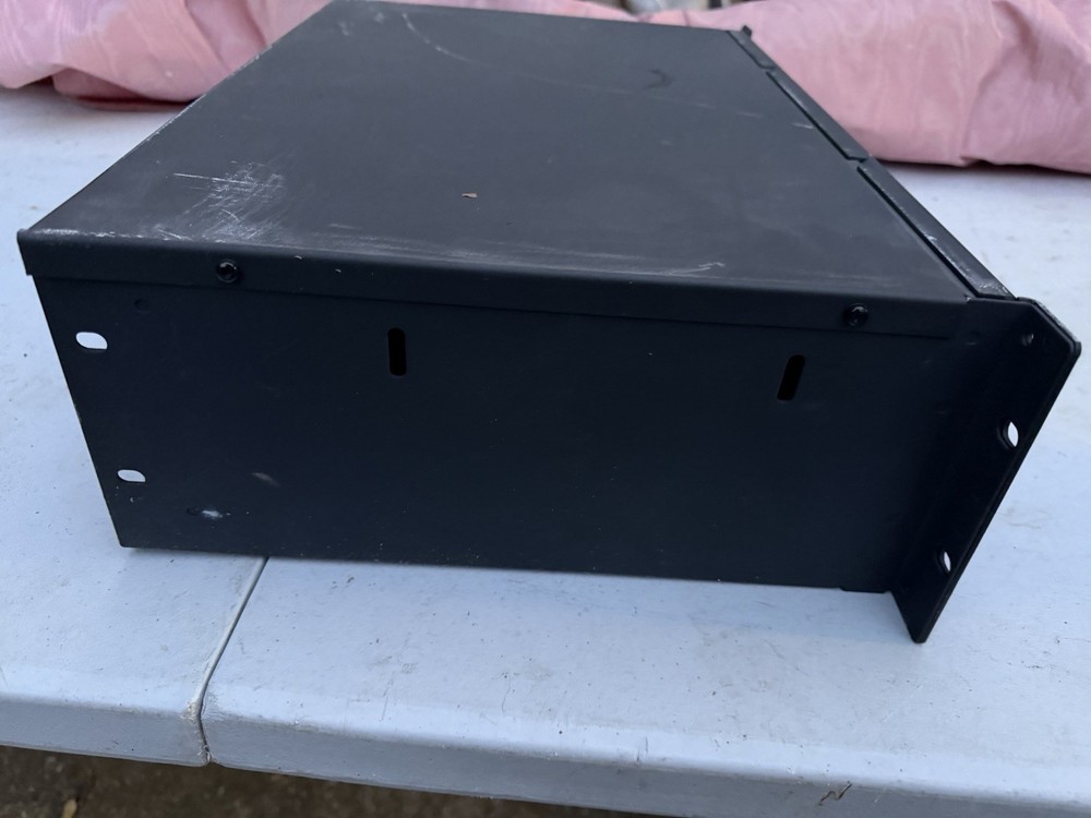 Rack Mount Crown CE1000 2-Channel Power Amplifier AS IS Untested / Powers On