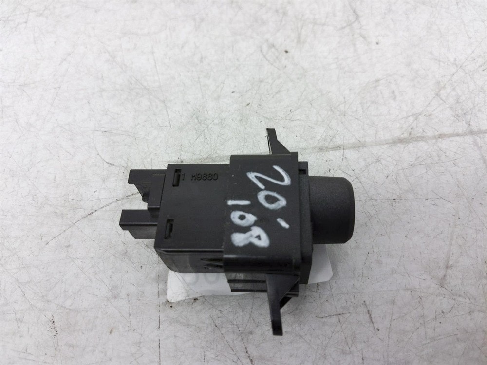Honda Insight 2000-2003 Meter Mode Select Switch 35777-S3y-003