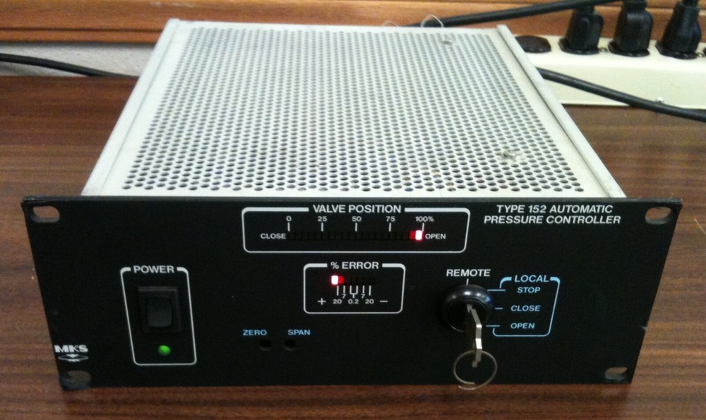 MKS Instruments 152C-PO Automatic Pressure Controller with Key